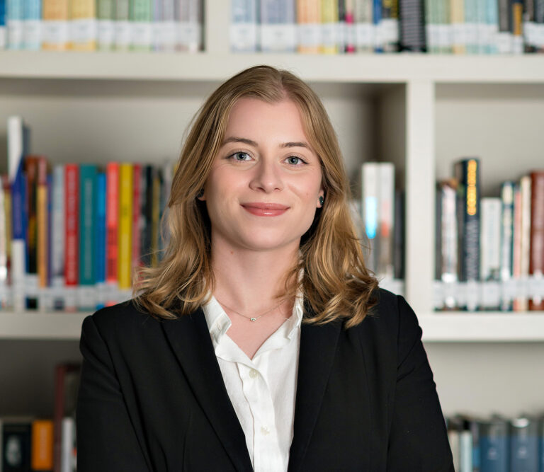 Ana Carolina Fuerbringer dos Santos