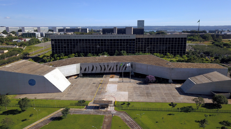 STJ discute limite da Fazenda em recusar fiança e seguro-garantia na execução fiscal
